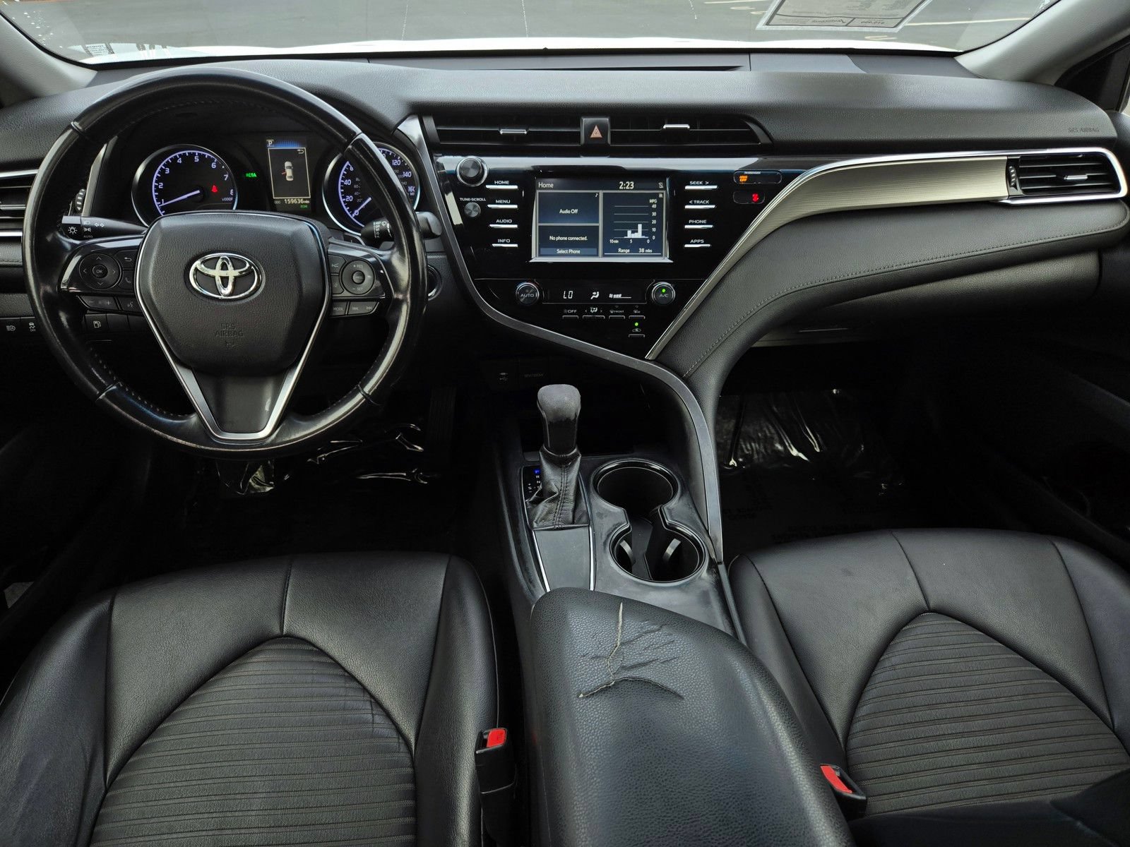 Used 2018 Toyota Camry SE w/ Moonroof Package FWD image 11