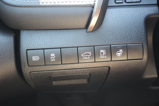 Used 2021 Toyota Camry SE AWD/4WD image 17