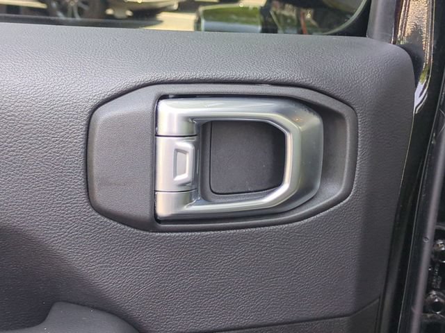 Certified 2023 Jeep Gladiator Mojave w/ LED Lighting Group AWD/4WD image 26