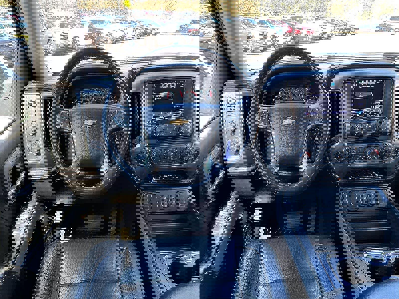 Used 2018 Chevrolet Silverado 1500 LTZ Z71 w/ LTZ Plus Package AWD/4WD image 17