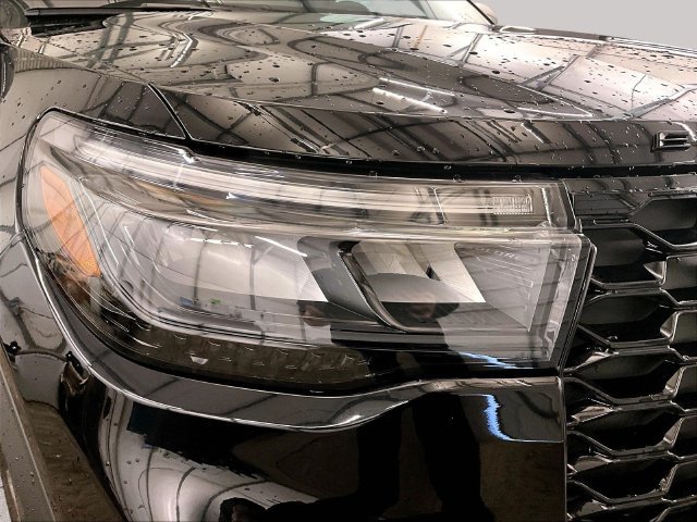 Used 2025 Ford Explorer ST w/ Sun And Sound Package AWD/4WD image 28