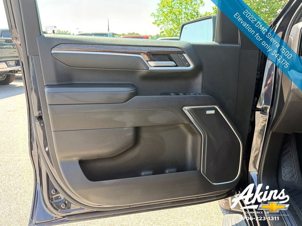 Used 2022 GMC Sierra 1500 Elevation w/ Elevation Premium Package AWD/4WD image 17