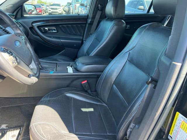 Used 2014 Ford Taurus Limited FWD image 18