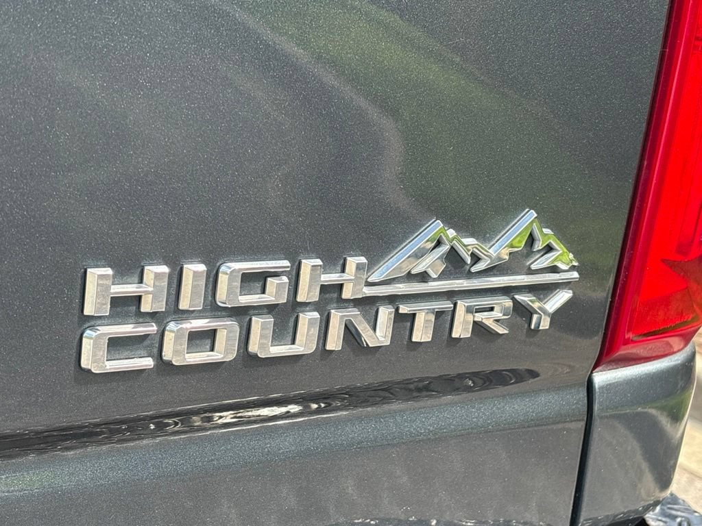 Used 2020 Chevrolet Silverado 2500 High Country w/ Z71 Off-Road Package AWD/4WD image 21