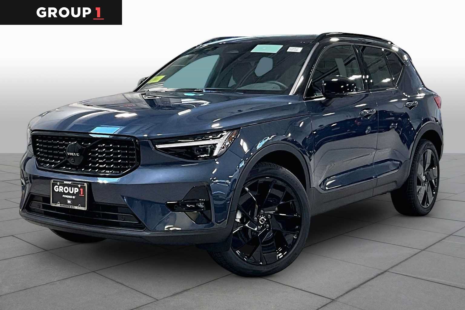 New 2026 Volvo XC40 B5 Ultra w/ Protection Package Premier