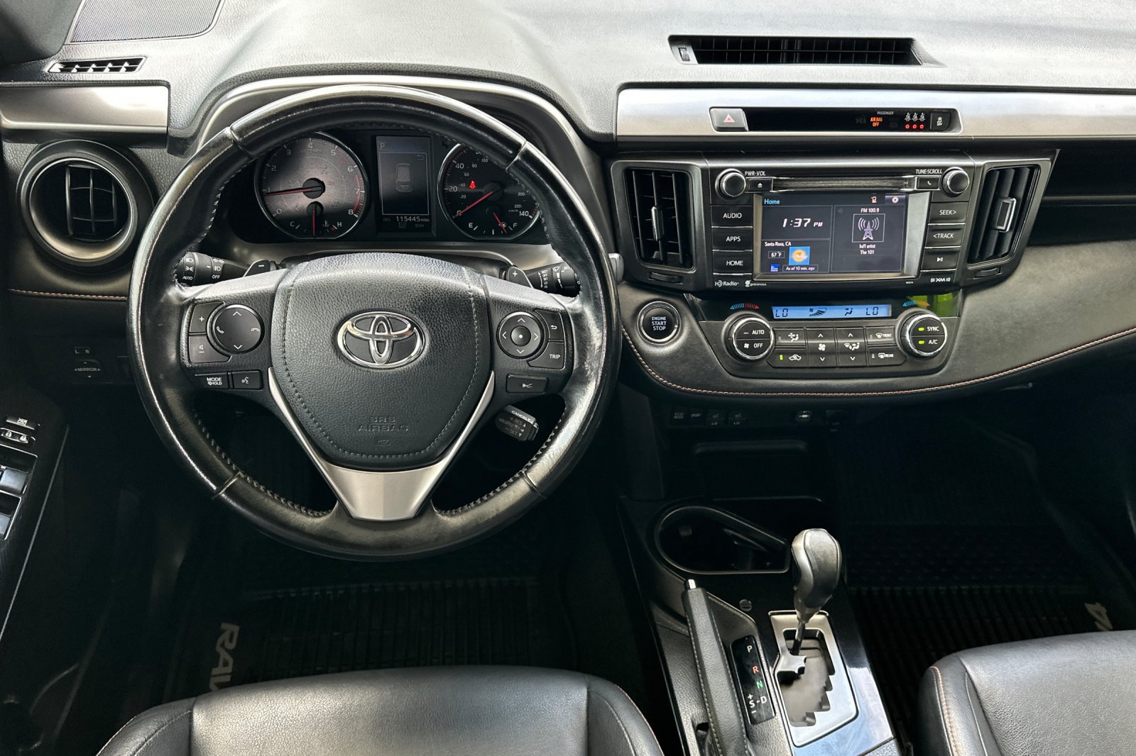 Used 2018 Toyota RAV4 SE w/ Power Extra Value Package AWD/4WD image 14