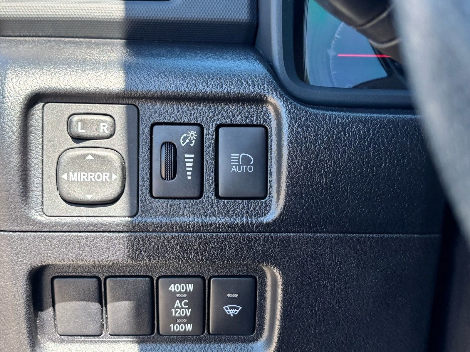 Used 2023 Toyota 4Runner SR5 Premium w/ Moonroof Package RWD image 28