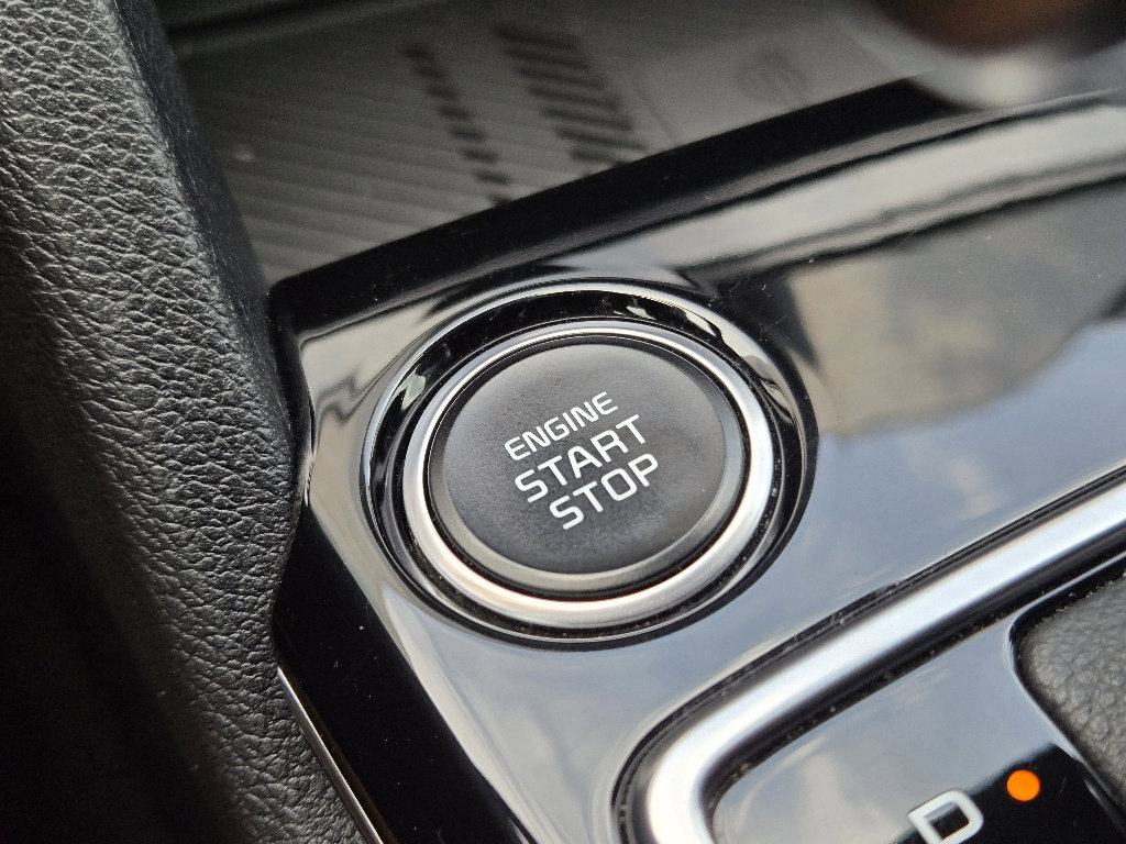 Certified 2024 Kia Sportage EX image 23