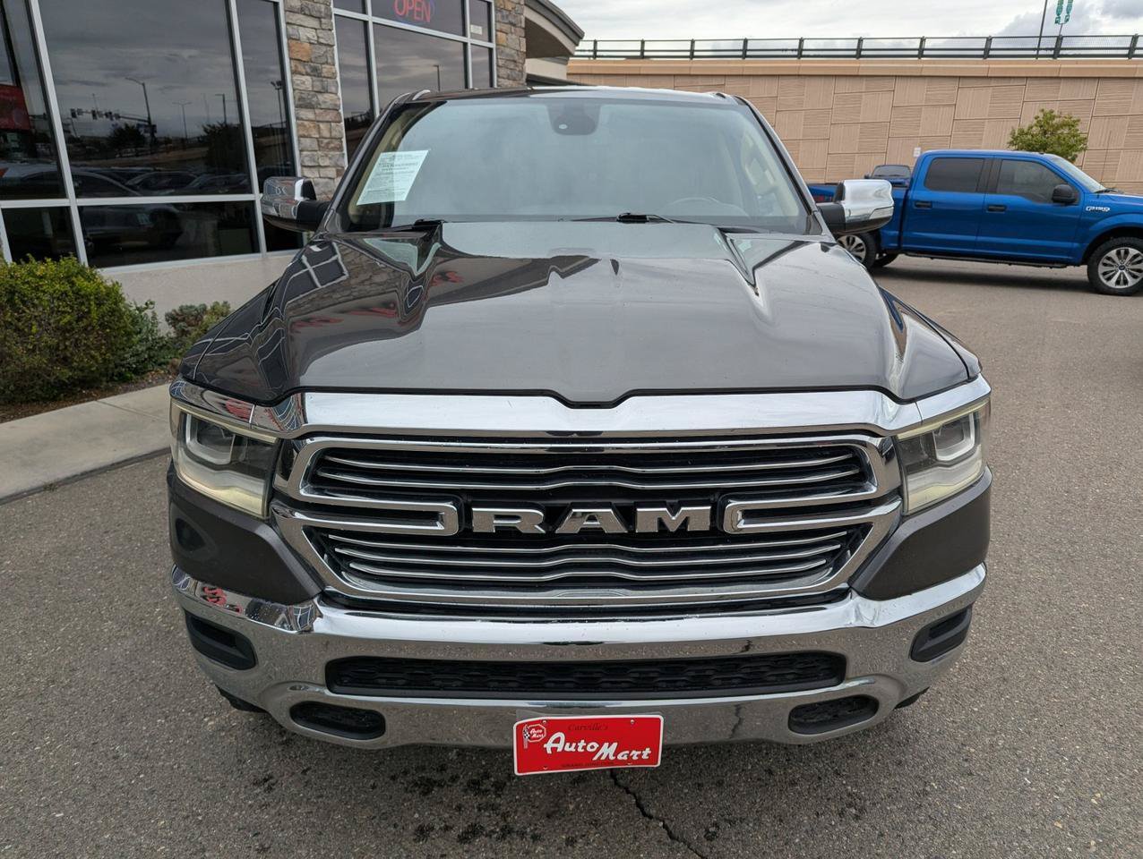 Used 2019 RAM 1500 Laramie AWD/4WD image 7