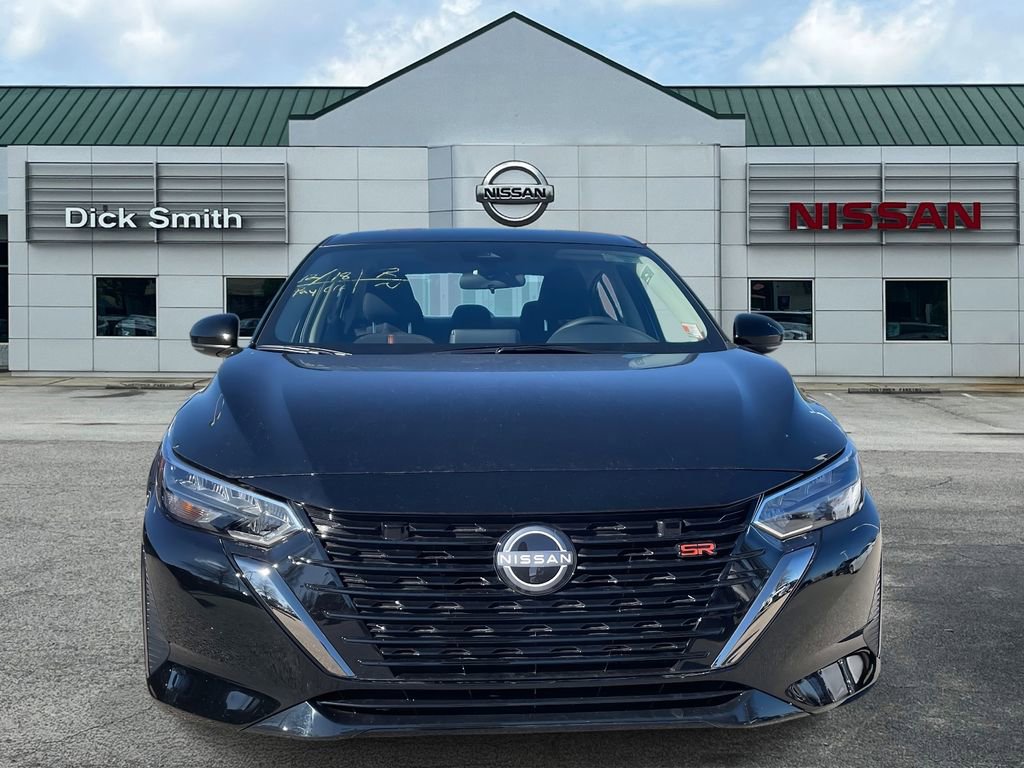 Used 2025 Nissan Sentra SR image 2