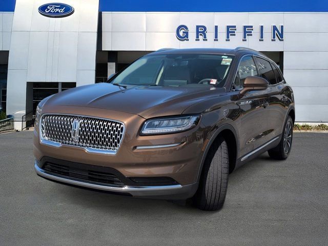 Used 2022 Lincoln Nautilus FWD w/ Premium Package image 10