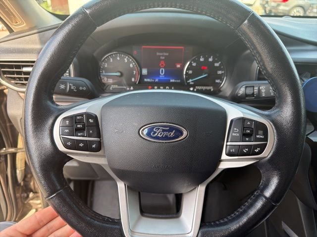Used 2021 Ford Explorer Limited AWD/4WD image 6