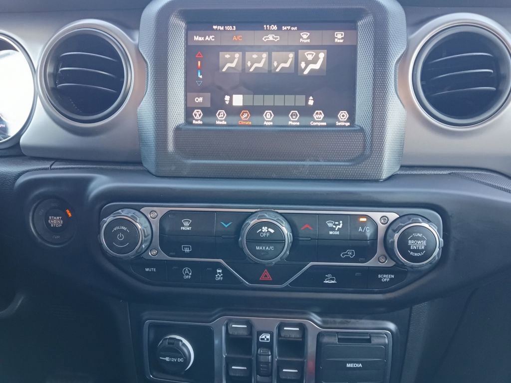 Used 2022 Jeep Gladiator Willys image 4