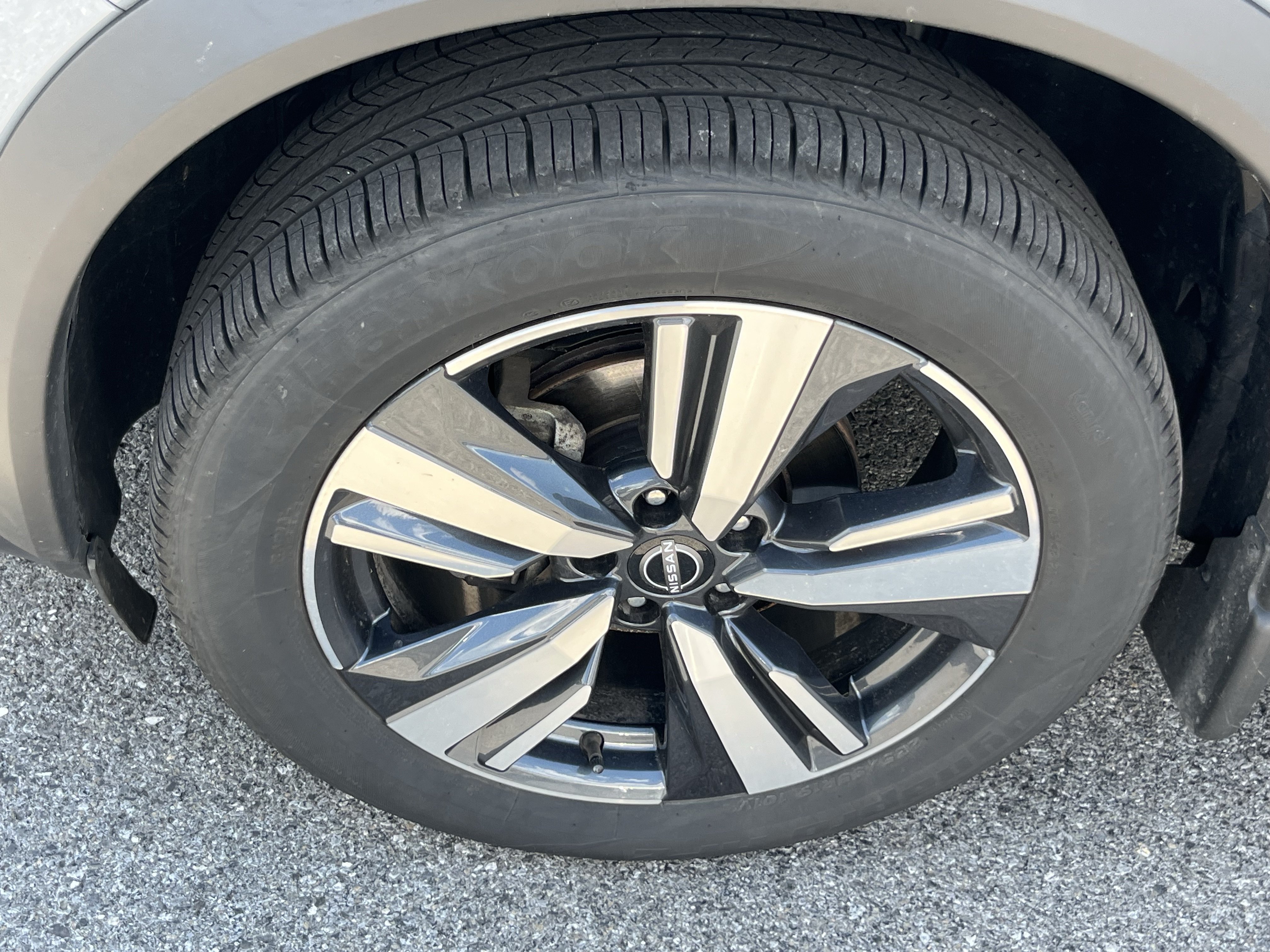 Used 2022 Nissan Rogue SL w/ SL Premium Package AWD/4WD image 12