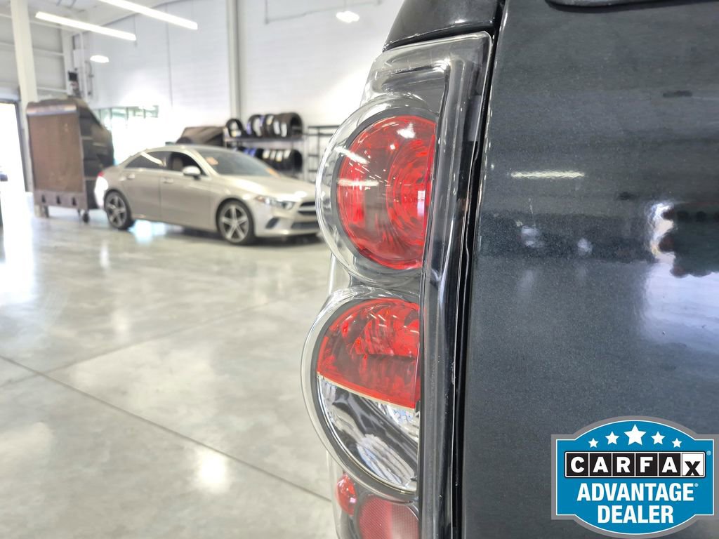 Used 2004 Chevrolet Silverado 1500 W/T image 30