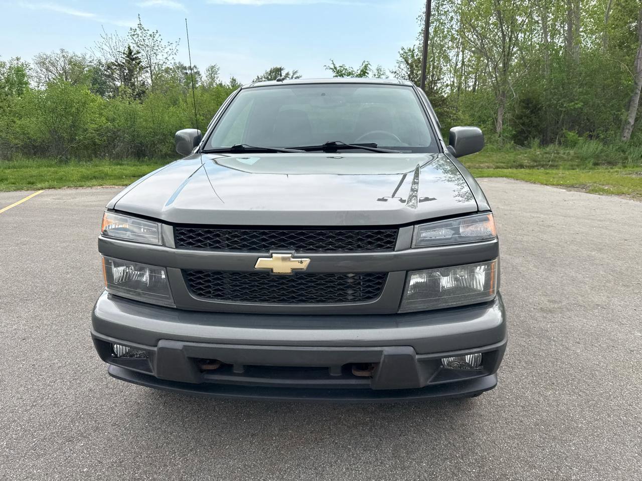 Used 2010 Chevrolet Colorado LT AWD/4WD image 2