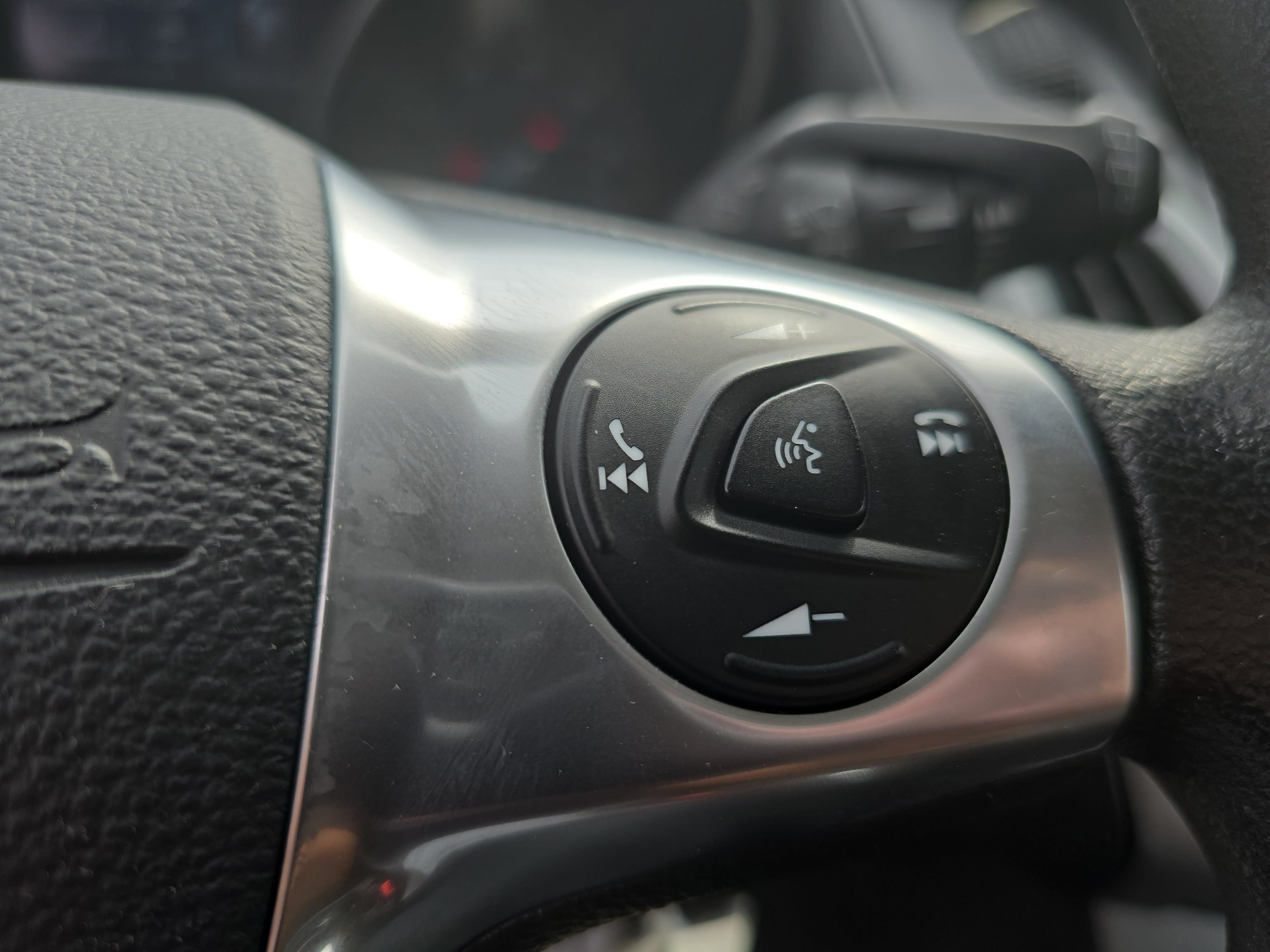Used 2014 Ford Focus SE FWD image 17