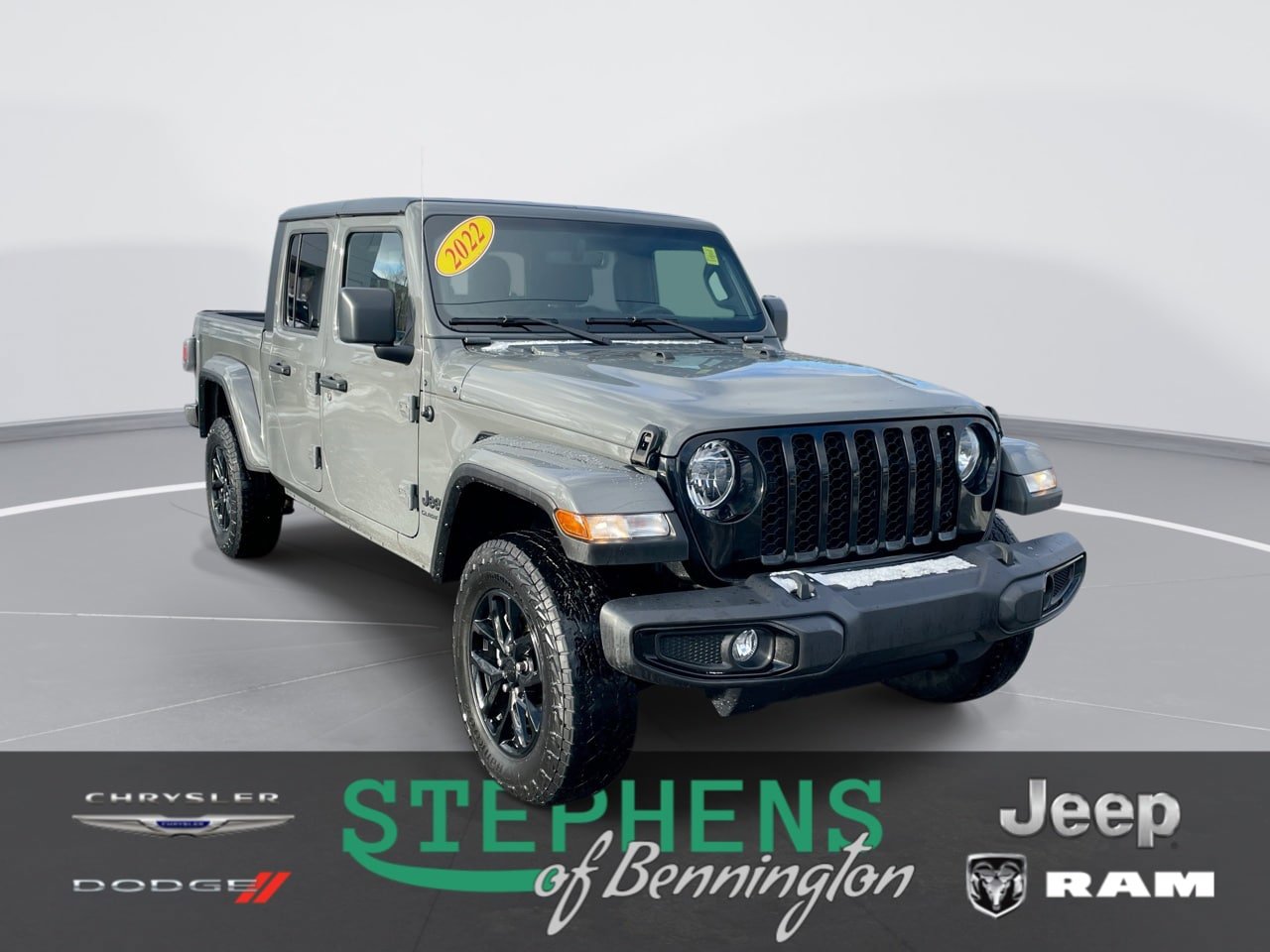 Used 2022 Jeep Gladiator Sport AWD/4WD image 1