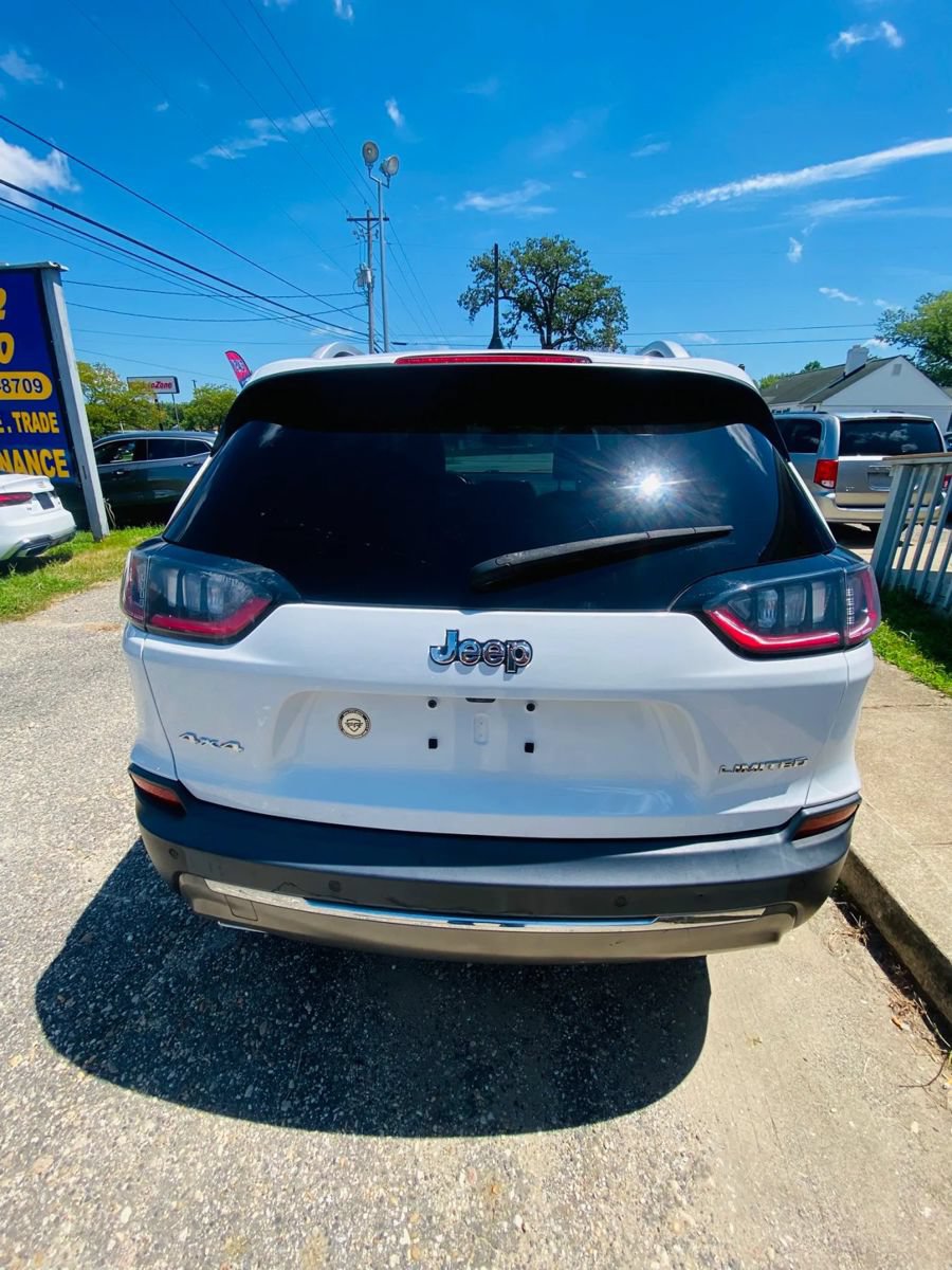 Used 2019 Jeep Cherokee Limited AWD/4WD image 19