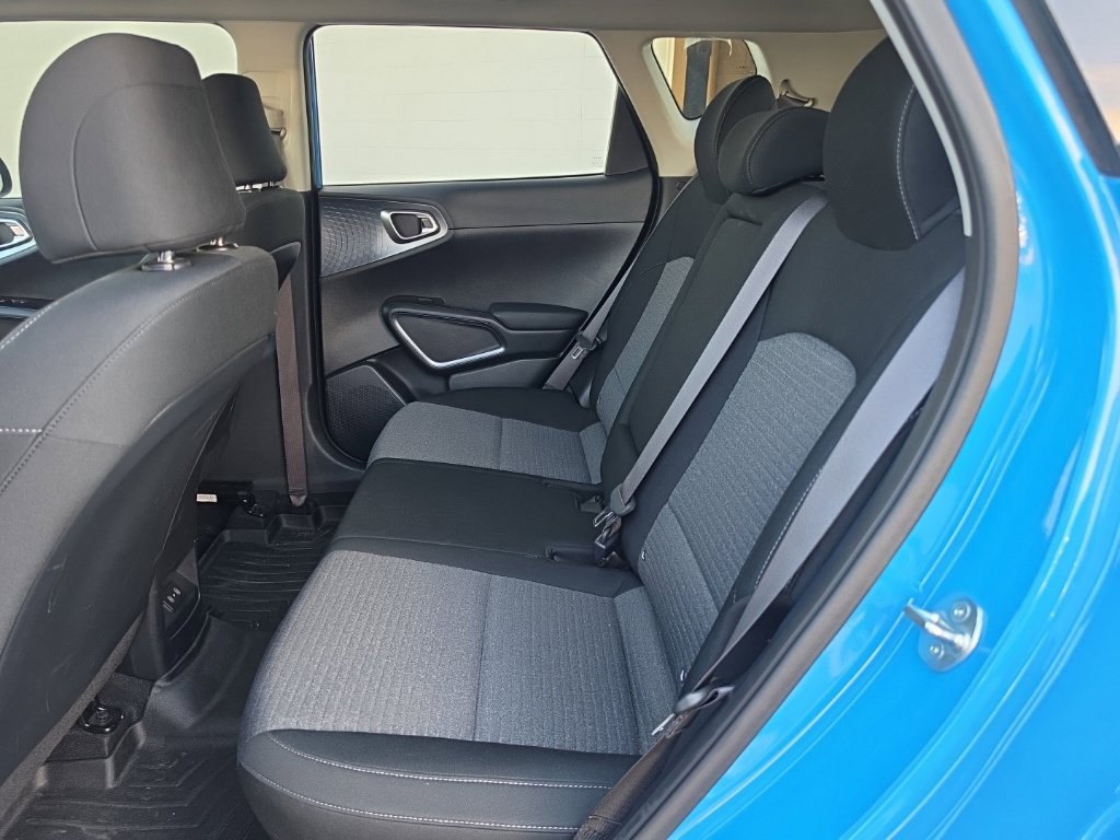 Used 2024 Kia Soul EX FWD image 12