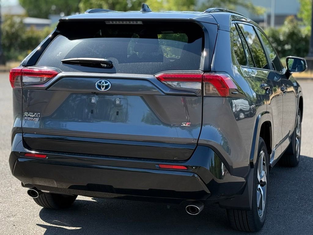 Used 2024 Toyota RAV4 SE AWD/4WD image 5