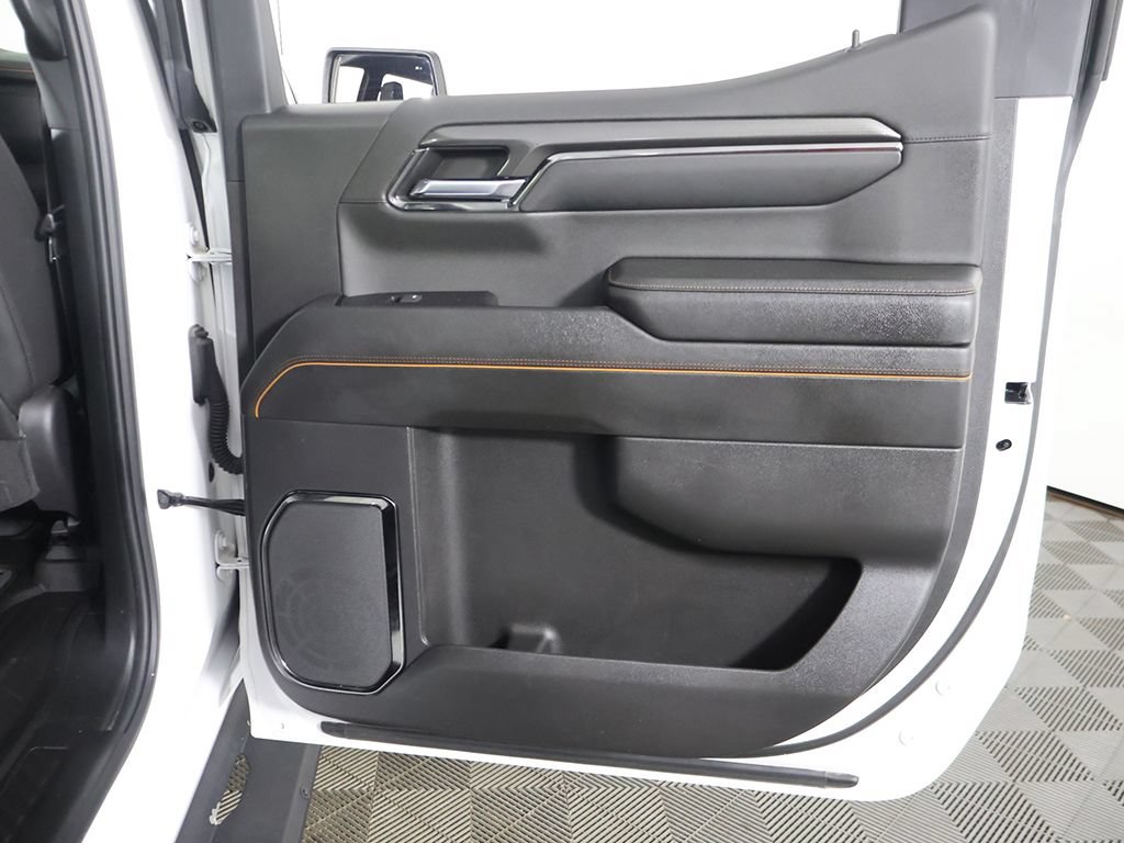 Used 2024 GMC Sierra 1500 AT4 w/ AT4 Preferred Package AWD/4WD image 25