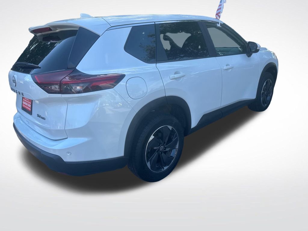 Used 2024 Nissan Rogue SV AWD/4WD image 31