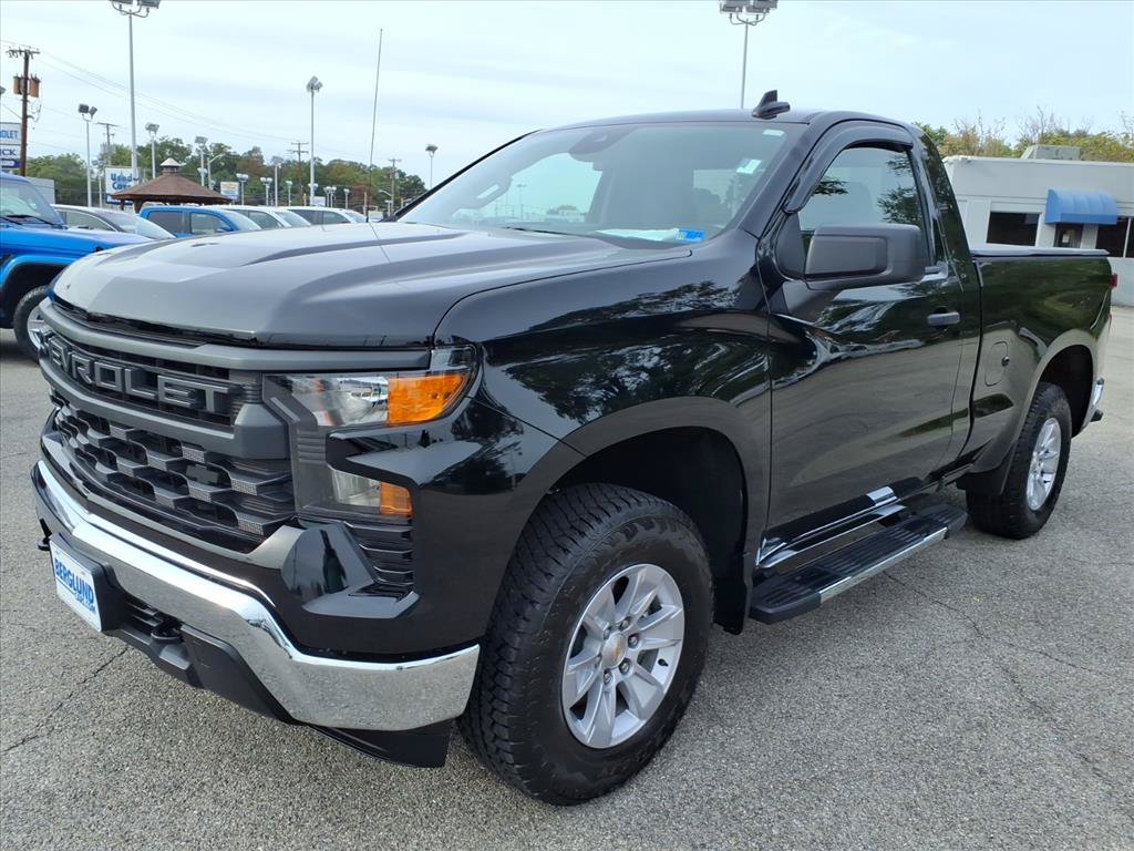Used 2026 Chevrolet Silverado 1500 W/T w/ WT Value Package AWD/4WD image 8