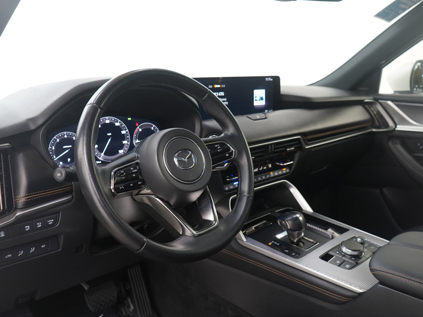 Certified 2024 MAZDA CX-90 3.3 Turbo w/ Premium Plus Pkg image 29