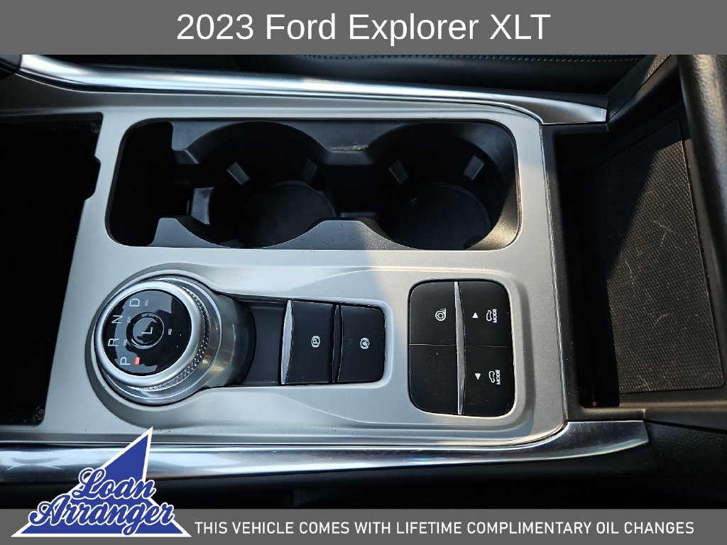 Used 2023 Ford Explorer XLT w/ Equipment Group 202A RWD image 28