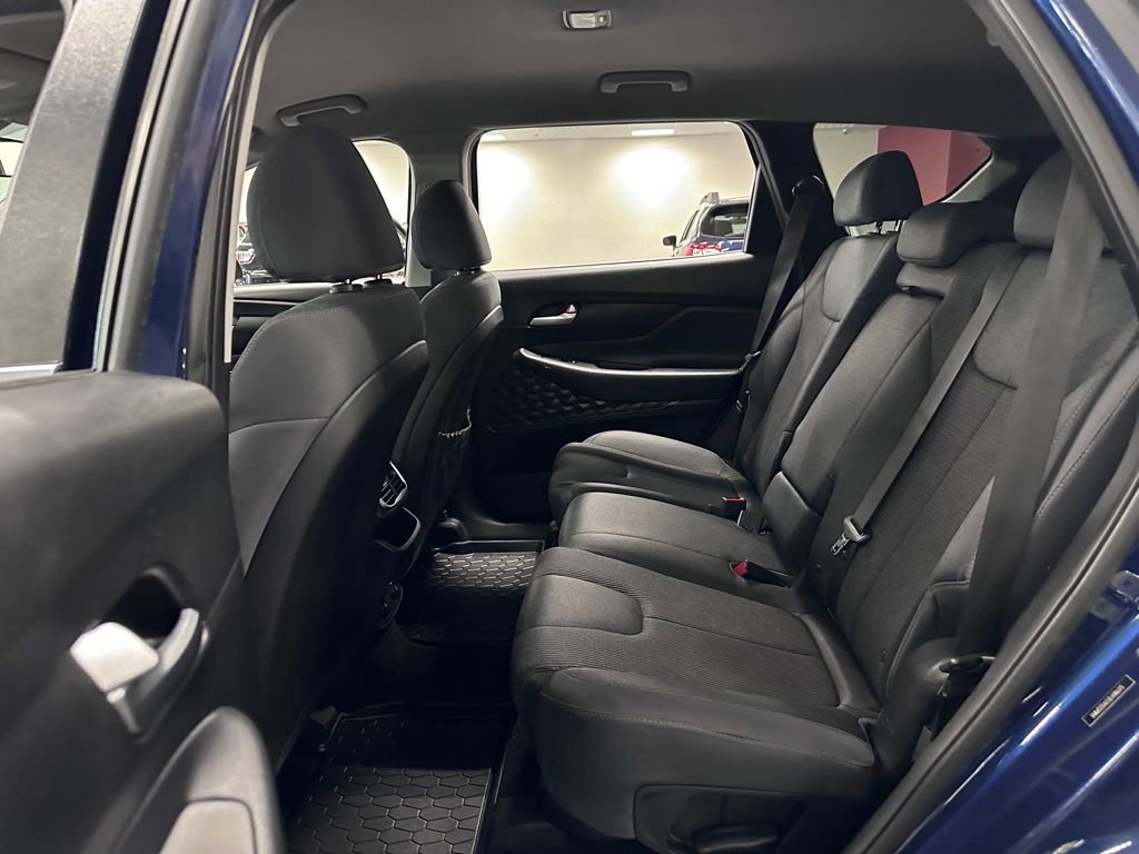Used 2020 Hyundai Santa Fe SE image 27