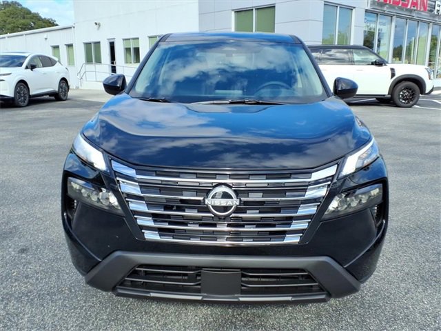 New 2026 Nissan Rogue SV image 2