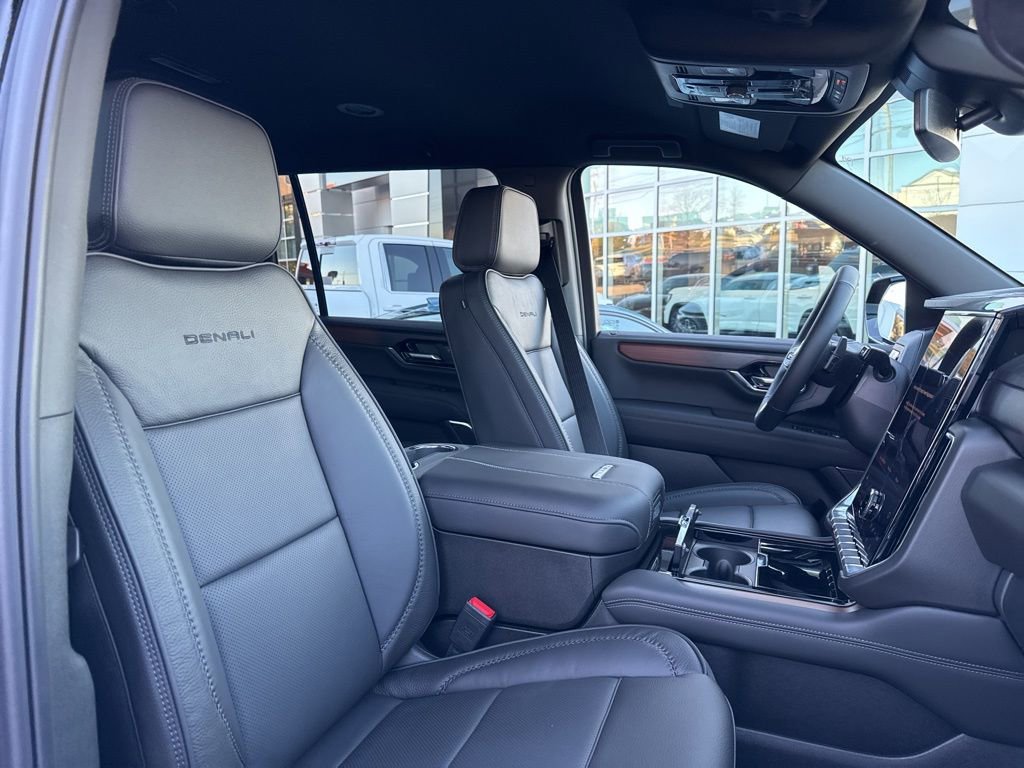 New 2026 GMC Yukon XL Denali image 23