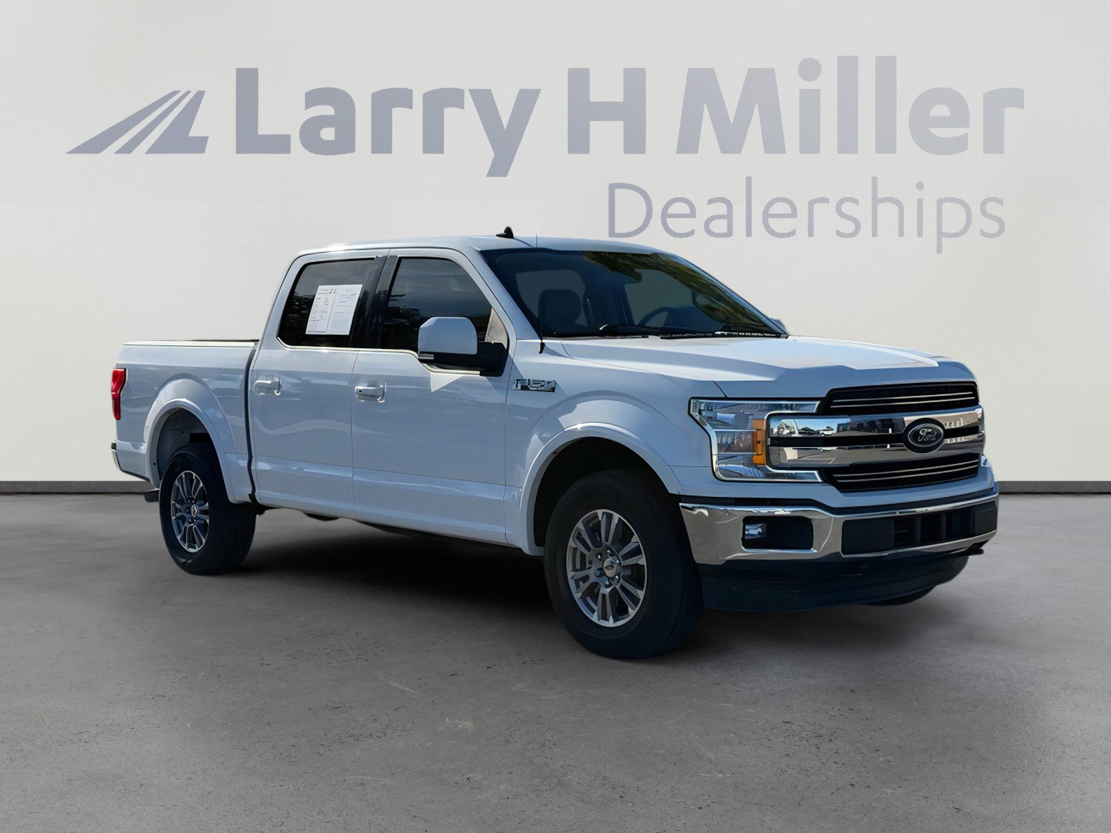 Used 2019 Ford F150 Lariat w/ Equipment Group 501A Mid image 8