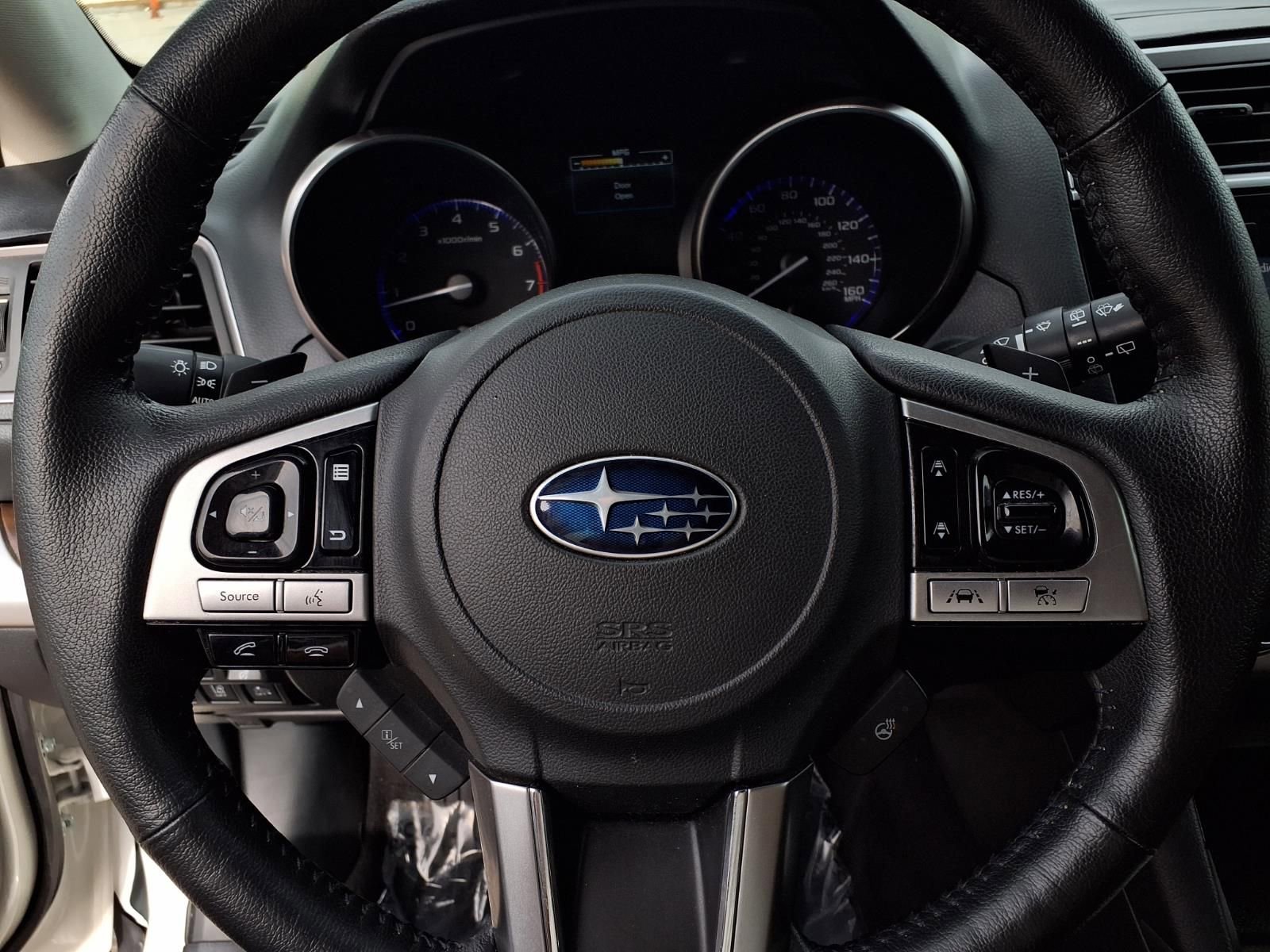 Used 2017 Subaru Outback 3.6R Touring image 11