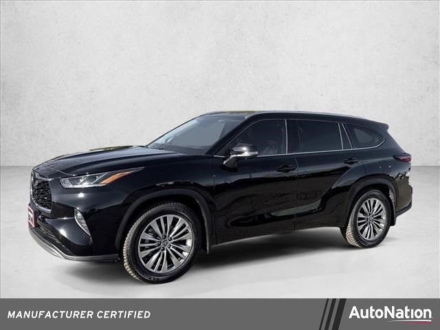 Certified 2025 Toyota Highlander Platinum