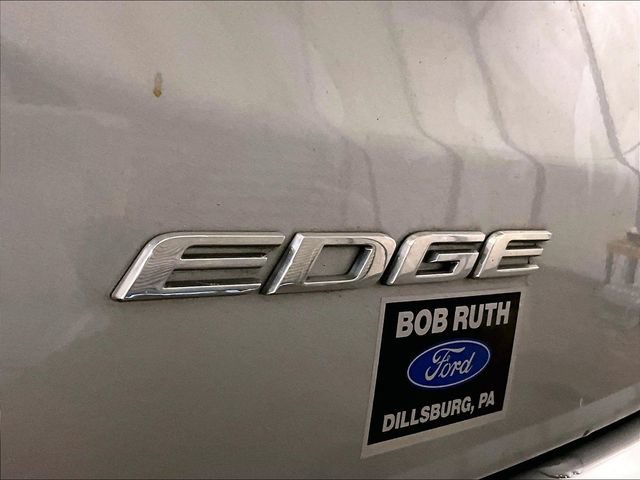 Used 2020 Ford Edge SE FWD image 13
