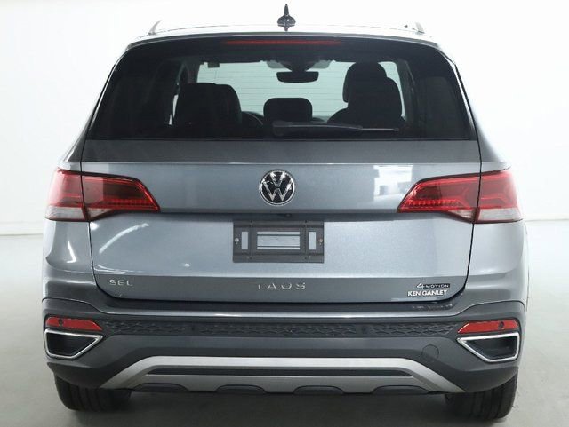 Used 2022 Volkswagen Taos SEL image 45