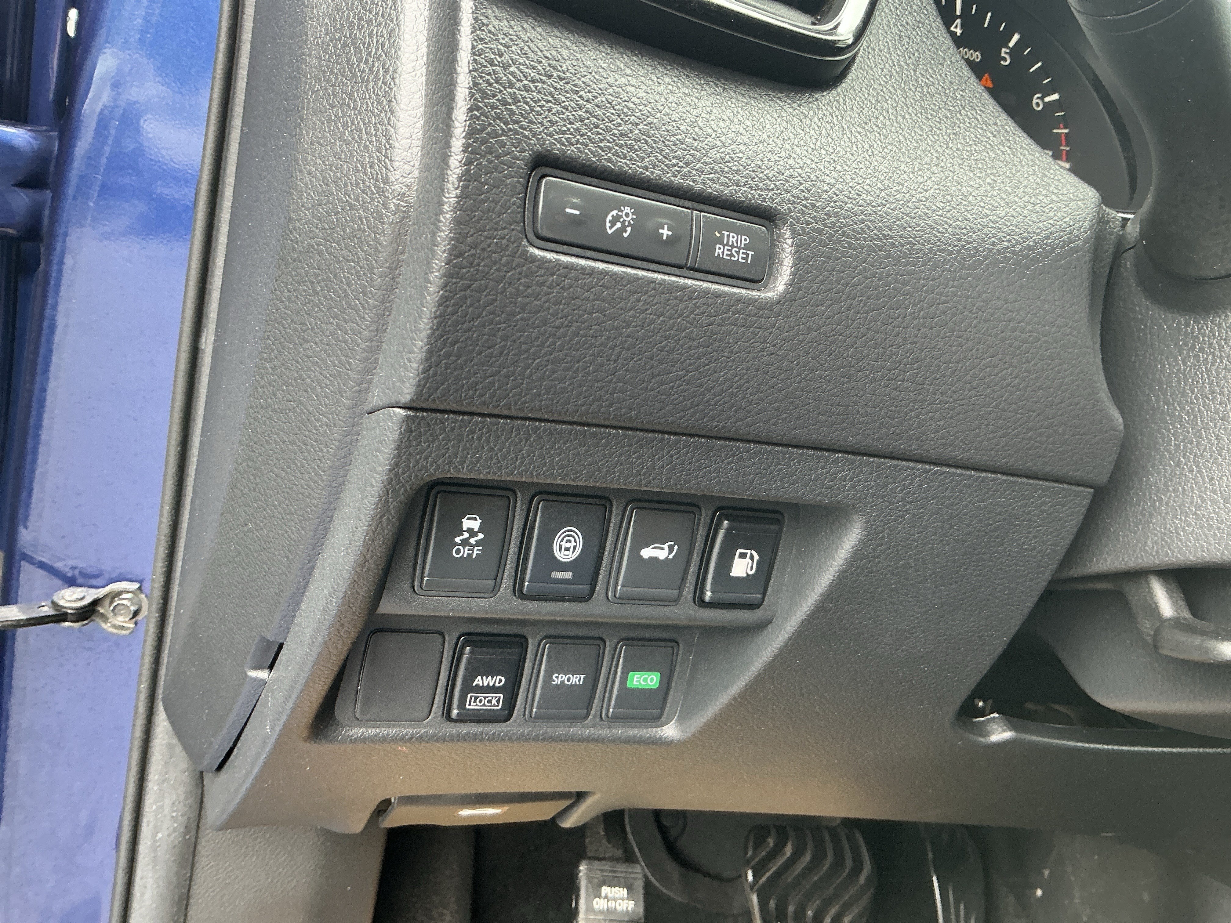 Used 2020 Nissan Rogue SV AWD/4WD image 20