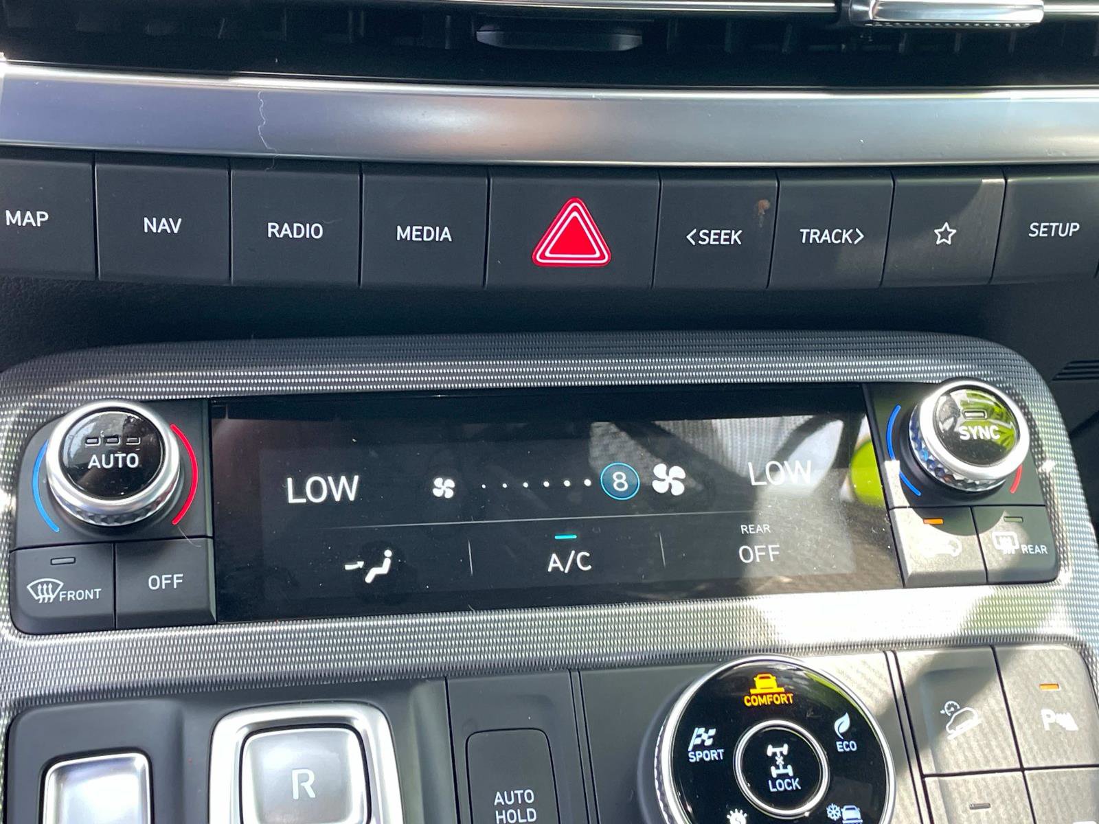 Used 2025 Hyundai Palisade Calligraphy image 14