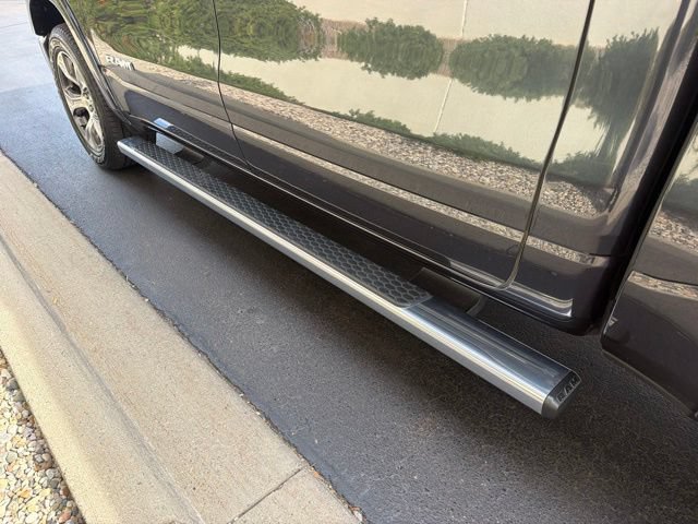 Used 2021 RAM 1500 Laramie AWD/4WD image 14