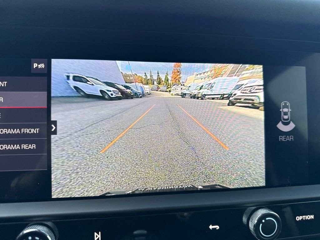 Used 2025 Porsche Macan Base image 20