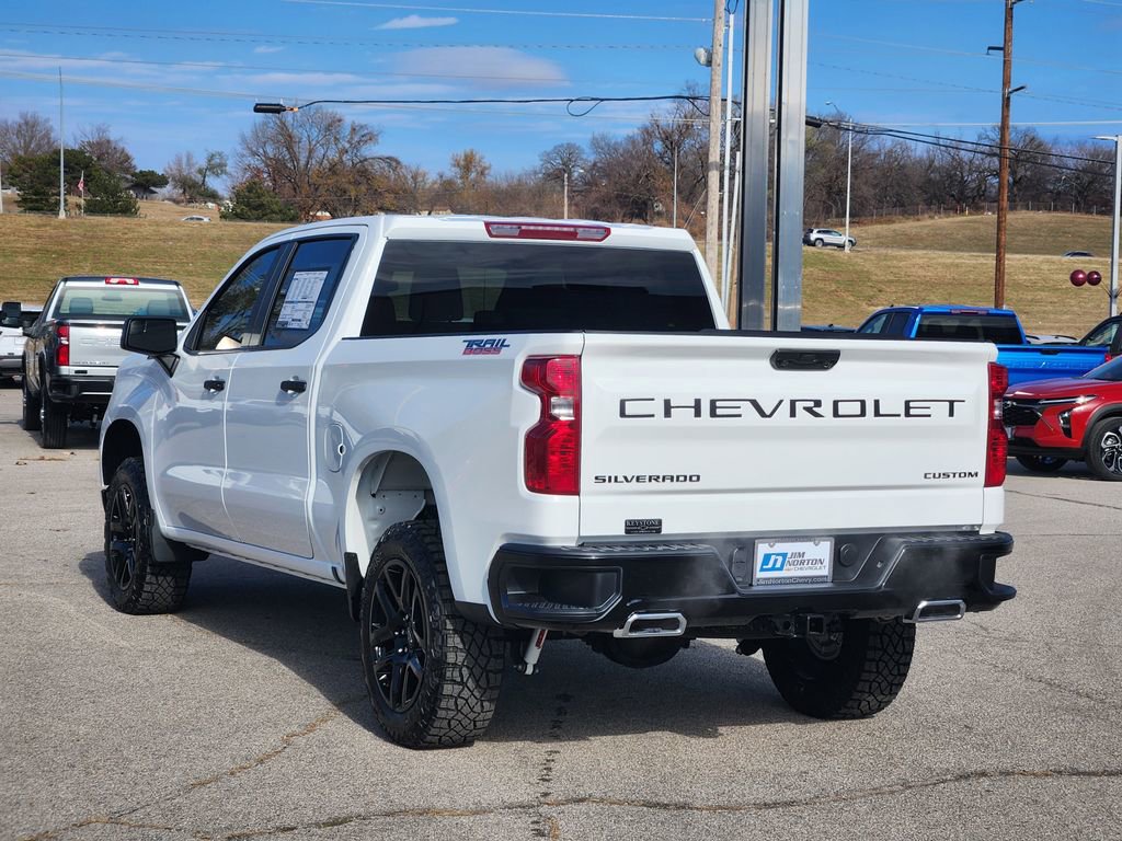 New 2026 Chevrolet Silverado 1500 Custom Trail Boss w/ LPO, Dark Essentials Package image 7