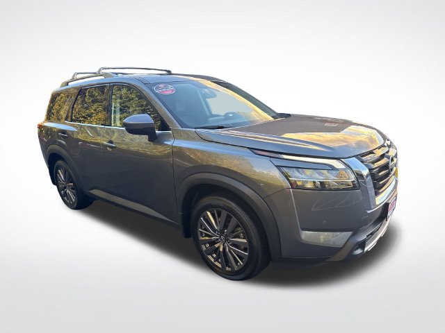 Used 2024 Nissan Pathfinder SL w/ SL Premium Package AWD/4WD image 9
