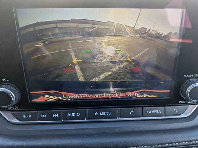 Used 2024 Nissan Rogue SV image 14