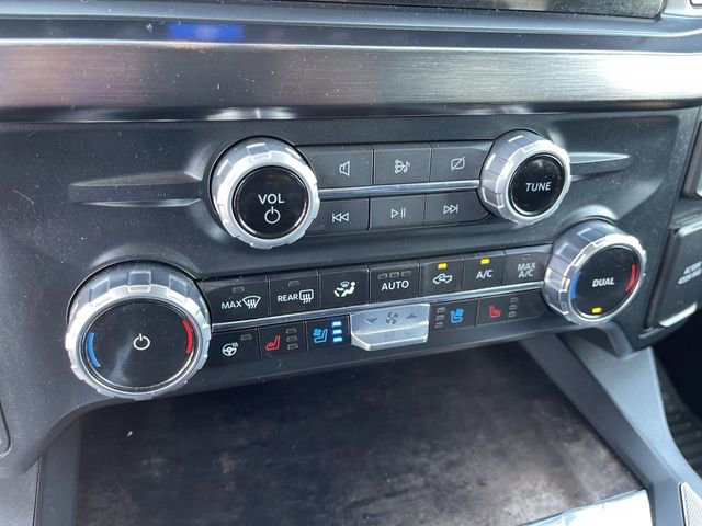 Used 2023 Ford F350 Lariat w/ Chrome Package AWD/4WD image 19