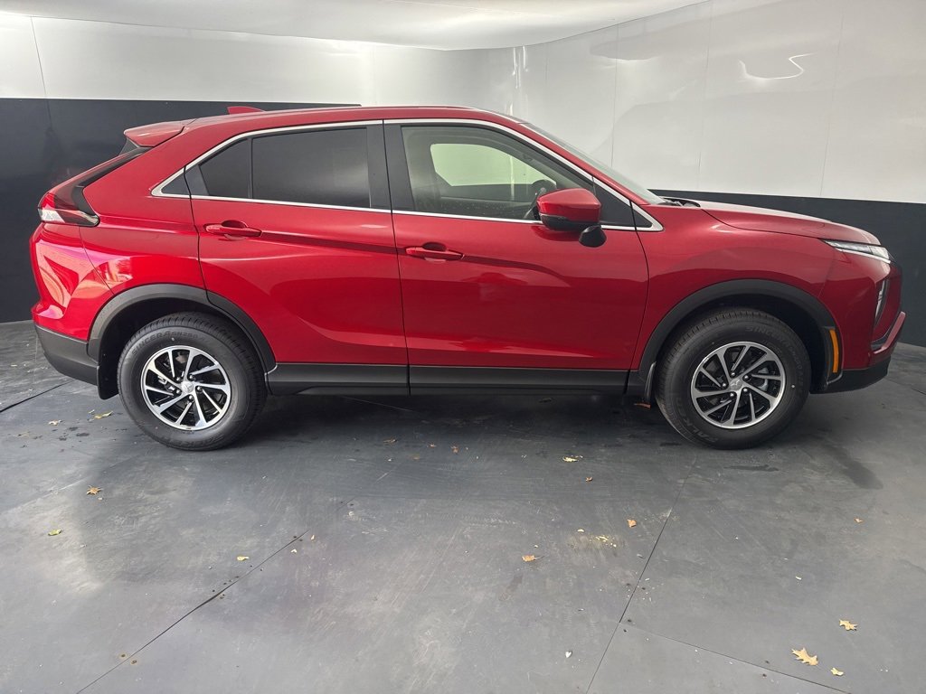 New 2026 Mitsubishi Eclipse Cross ES image 2