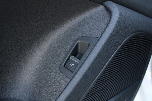 New 2026 Audi Q7 2.0T Premium image 9