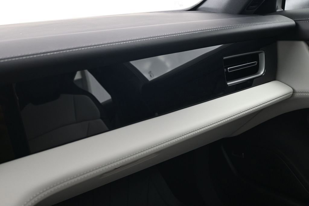 New 2026 Porsche Taycan 4S AWD/4WD image 23