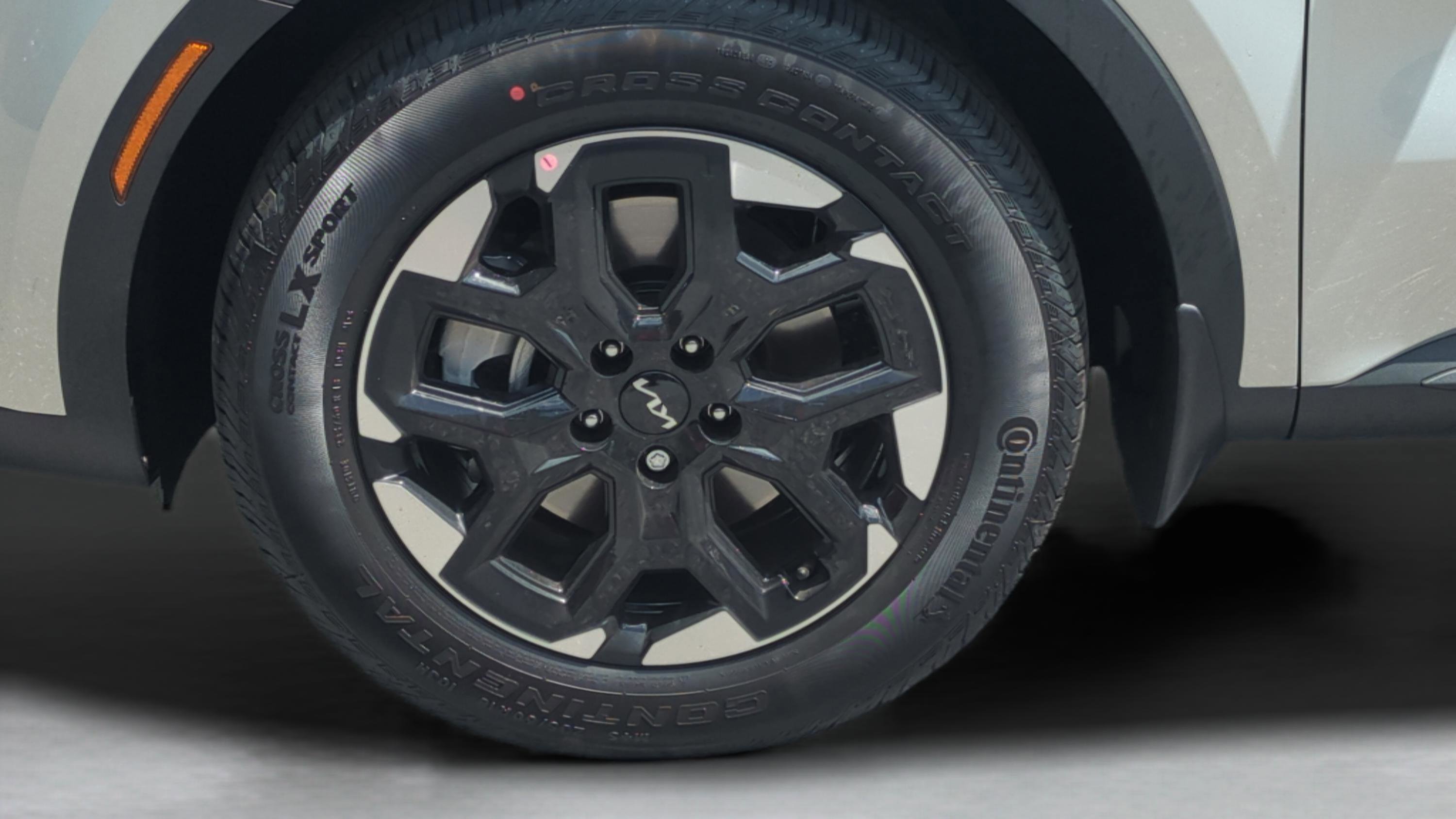 New 2026 Kia Sorento S image 10